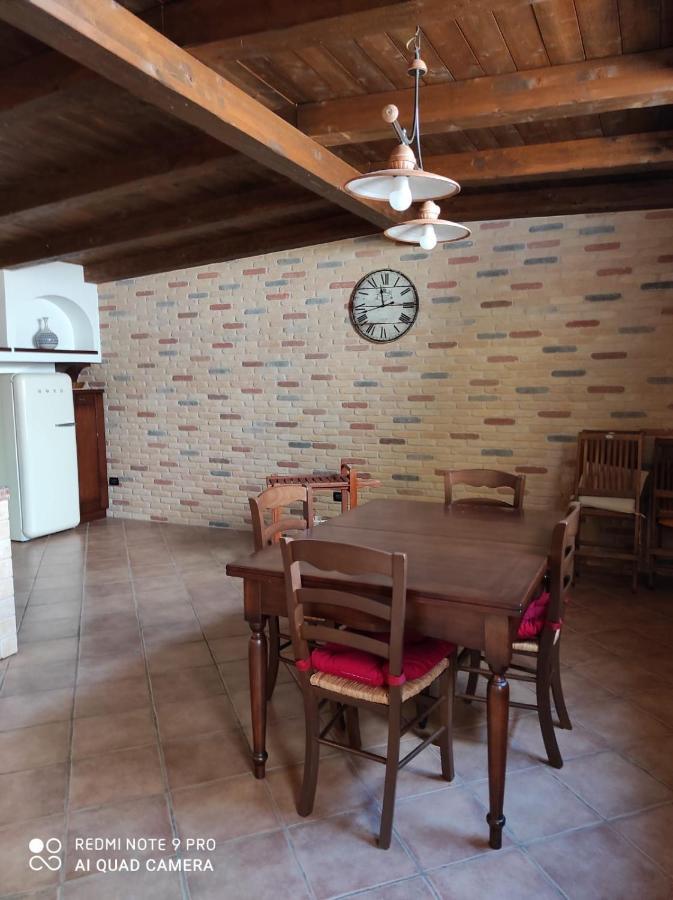 La Taverna Di Lulu Arnesano Εξωτερικό φωτογραφία